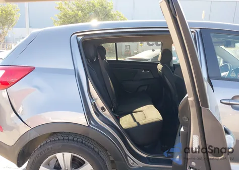 2013 Kia Sportage Lx z USA, uszkodzony, nr VIN KNDPB3A26D7414746